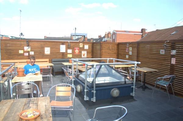 Black Horse, Braunstone Gate. (Pub, Garden). Published on 20-04-2015