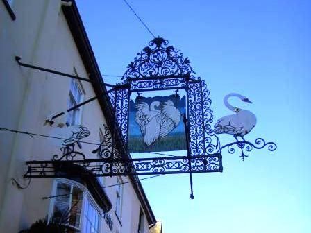 Sign. (Pub, Sign). Published on 11-11-2025