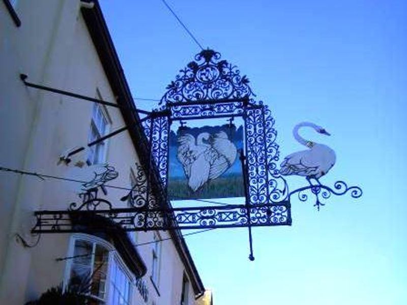 Sign. (Pub, Sign). Published on 11-11-2025 