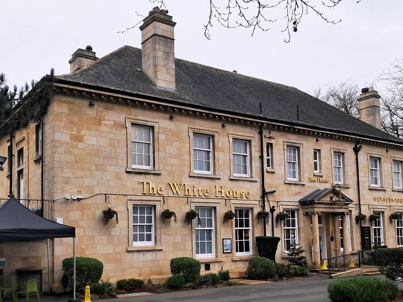 Front 2025. (Pub, External, Key). Published on 29-12-2025