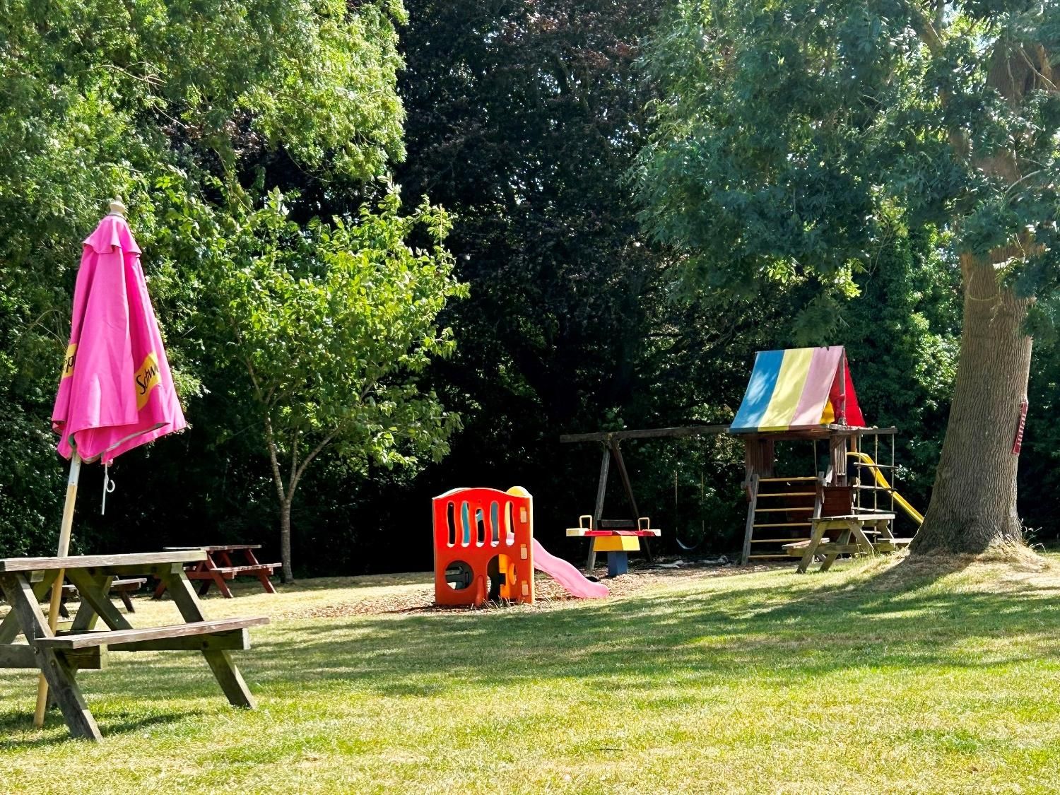 (Pub, Garden). Published on 06-07-2025