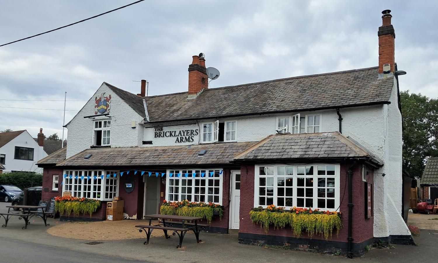 Frontage, August 2025. (Pub, External). Published on 22-08-2025
