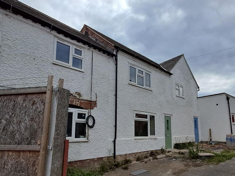 Under conversion to flats, August 2025. (Pub). Published on 22-08-2025 