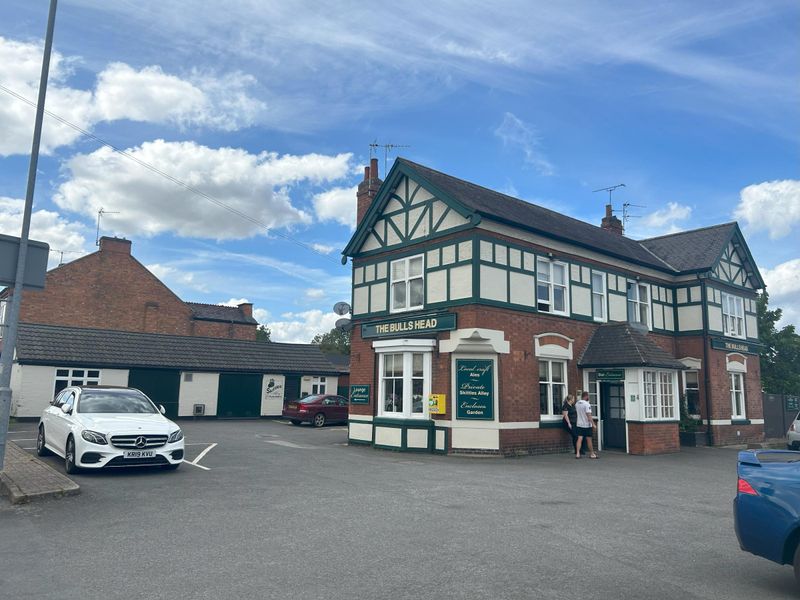 Bull's Head, Whetstone. (Pub, External, Key). Published on 21-08-2023 