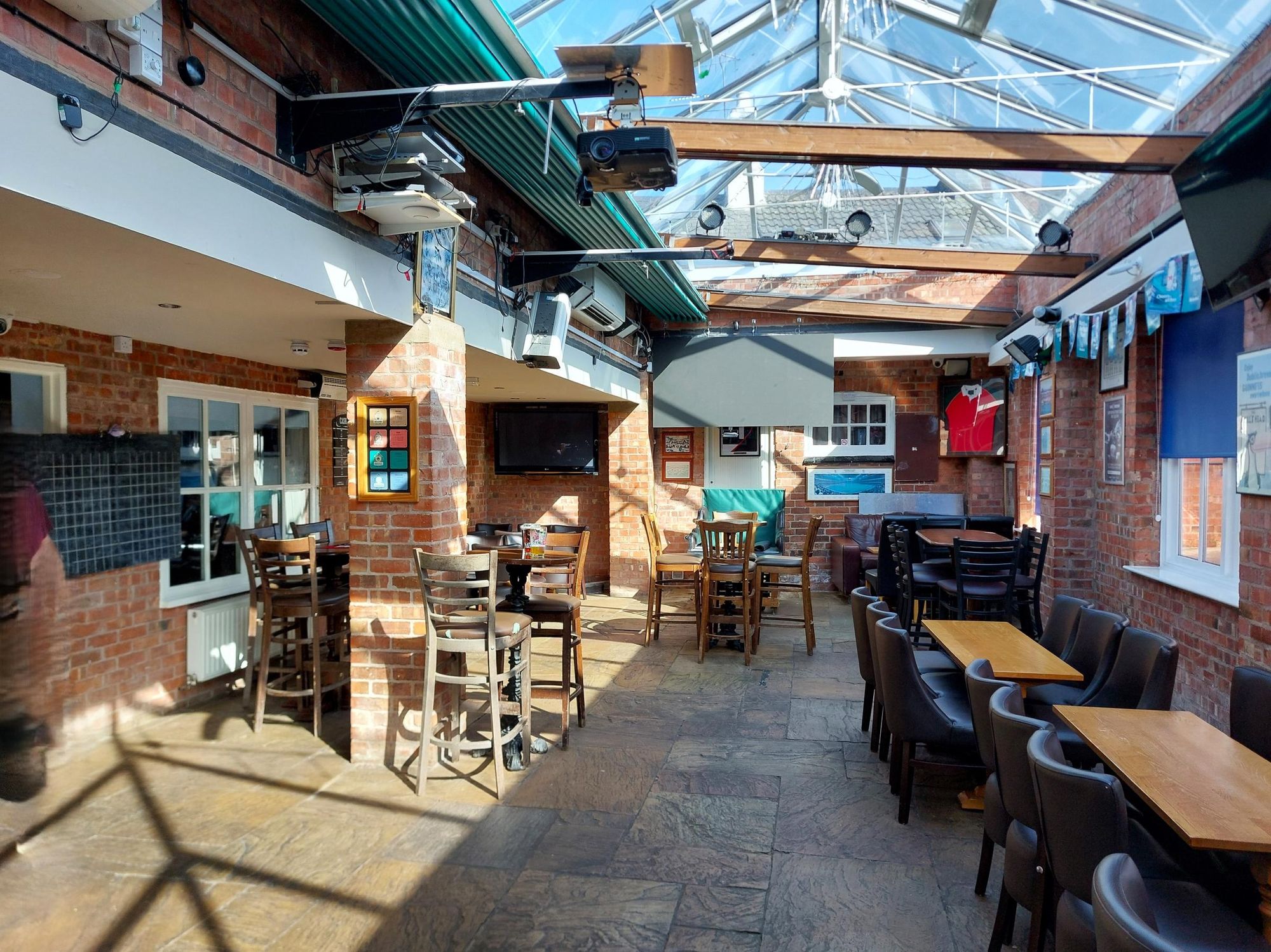 (Bar). Published on 15-08-2026