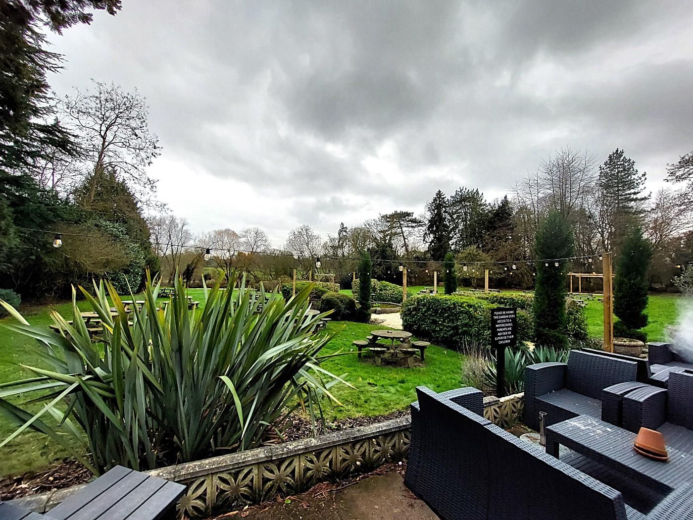 Garden, Feb 2026. (Pub, Garden). Published on 13-05-2026