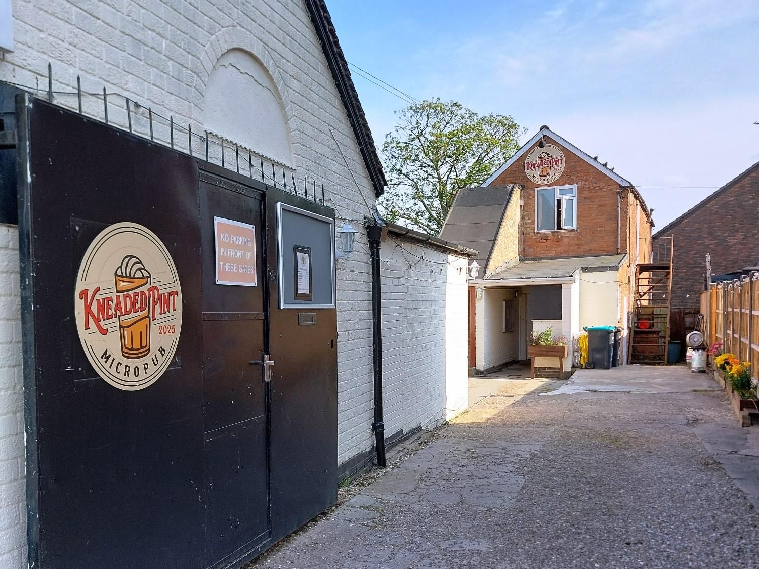 Exterior 2025. (Pub, External, Key). Published on 12-11-2025