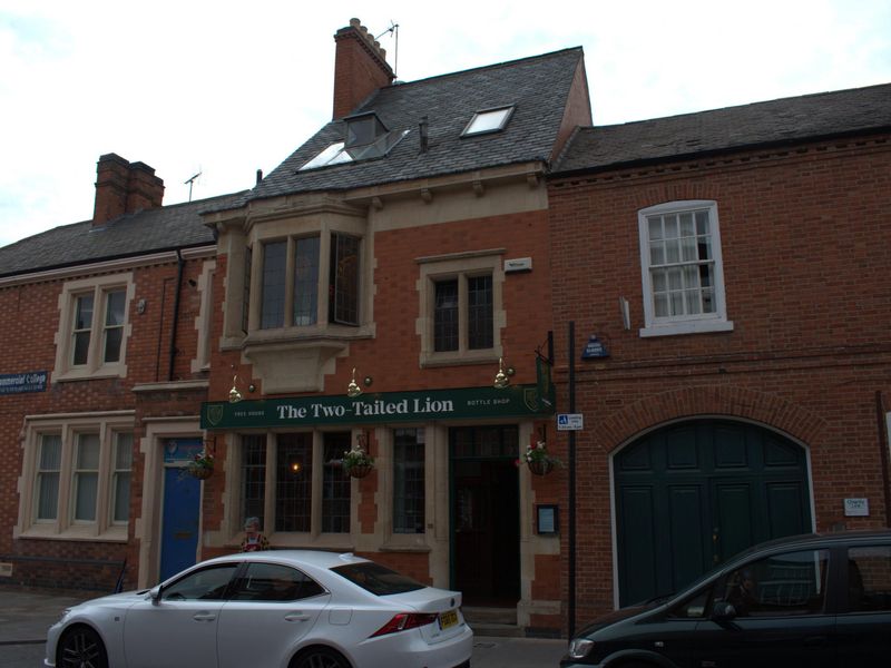 Two-Tailed Lion, Leicester. (Pub, External). Published on 23-06-2018