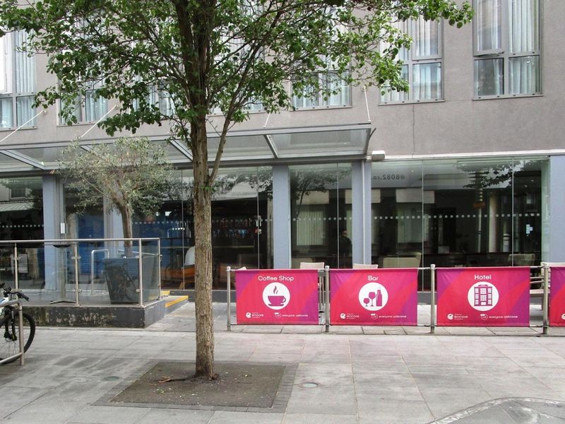 (Pub, External, Garden). Published on 15-09-2022