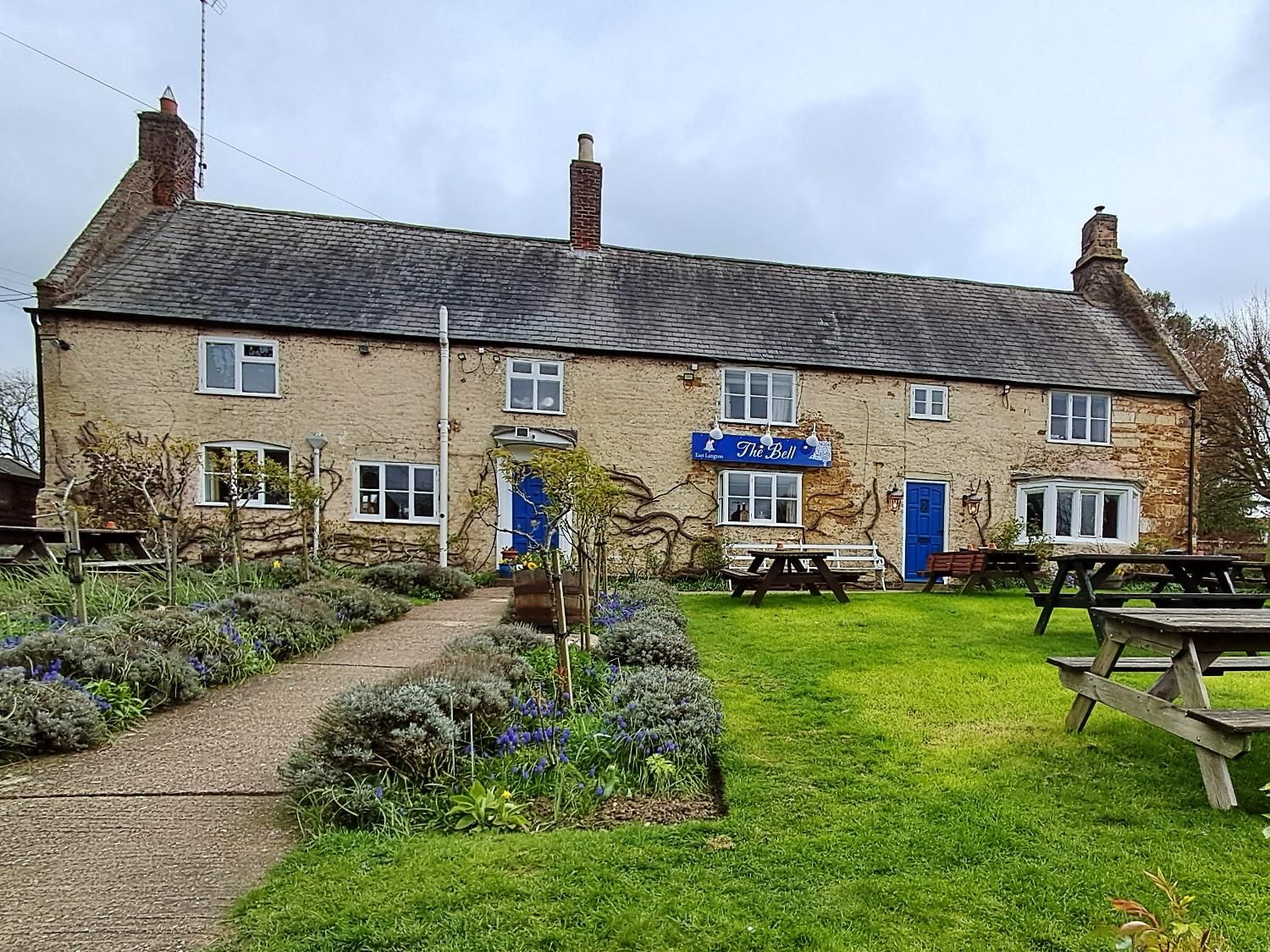 2026. (Pub, External, Garden, Key). Published on 24-03-2026