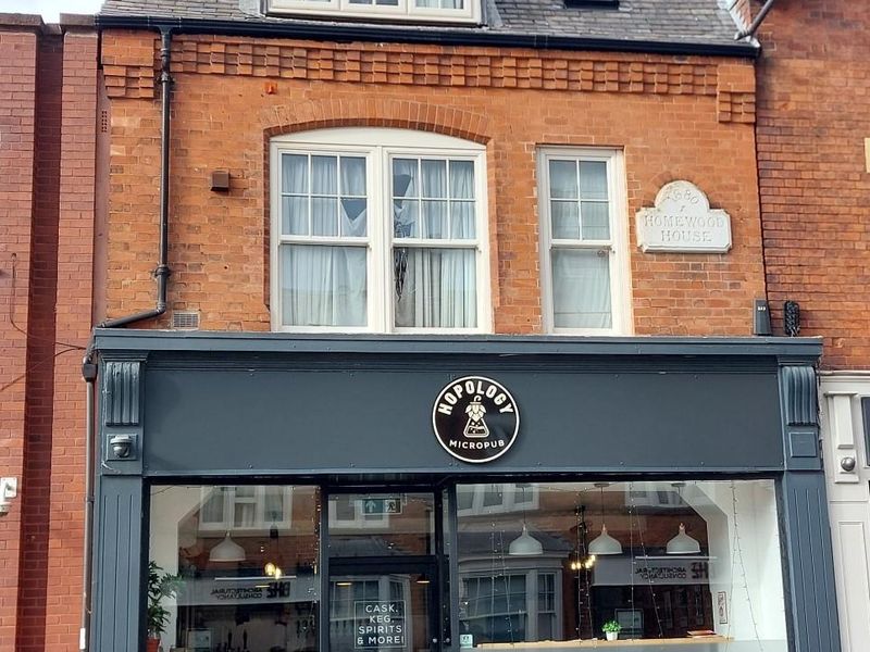 Frontage October 2025. (Pub, External). Published on 06-01-2026 