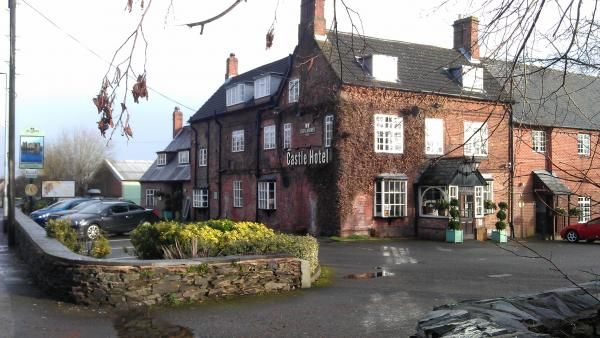 Castle, Kirby Muxloe. (Pub, External, Key). Published on 15-02-2013