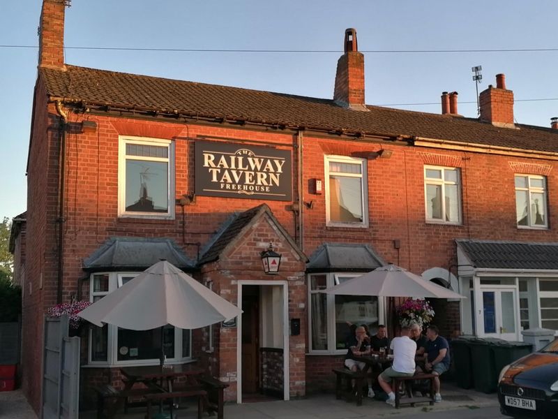 Railway Tavern, Ashby de la Zouch. (Pub, External). Published on 11-08-2022 