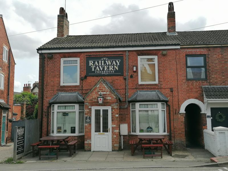 Railway-Tavern_Ashby-de-la-Zouch. (Pub, External, Key). Published on 28-07-2025