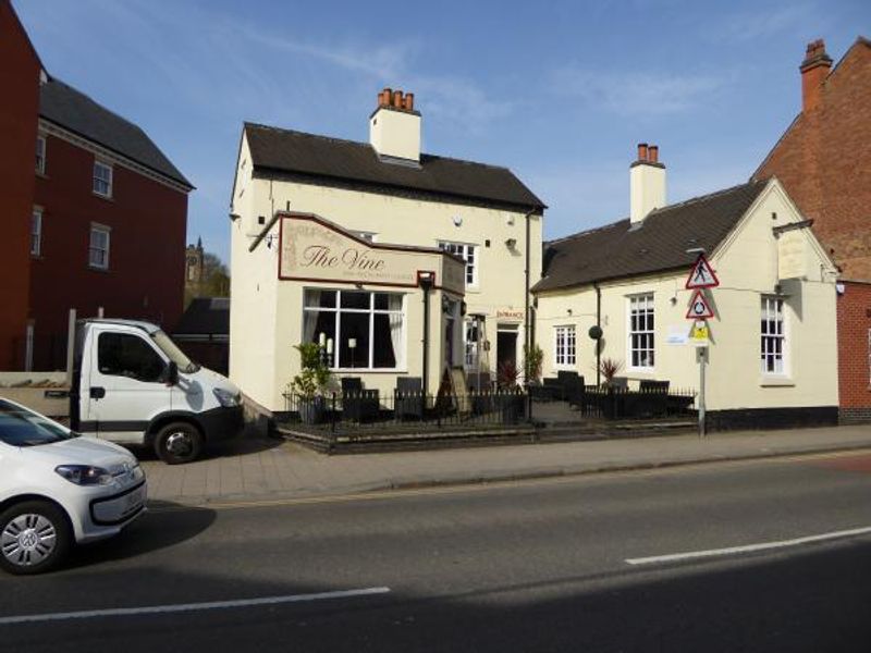 (Bar, Restaurant, Sign). Published on 08-04-2015