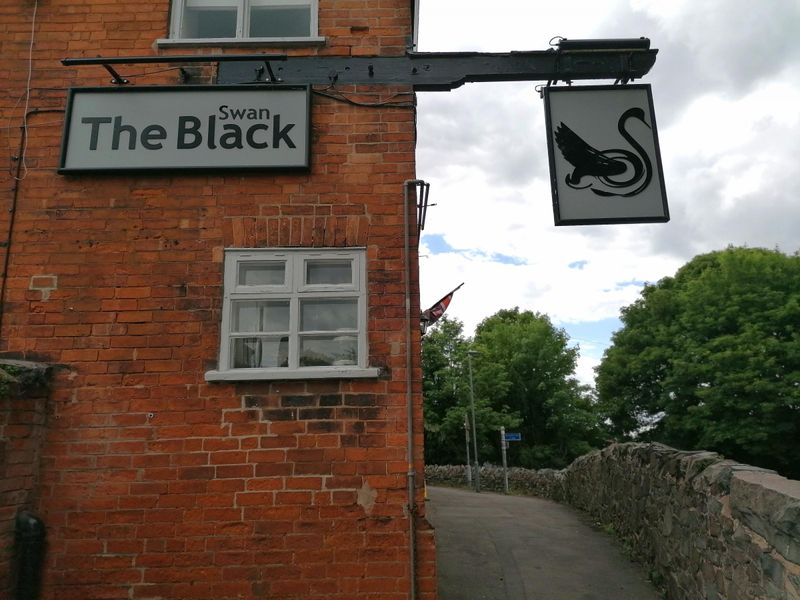 Black Swan, Shepshed. (Pub, Sign). Published on 30-05-2022 