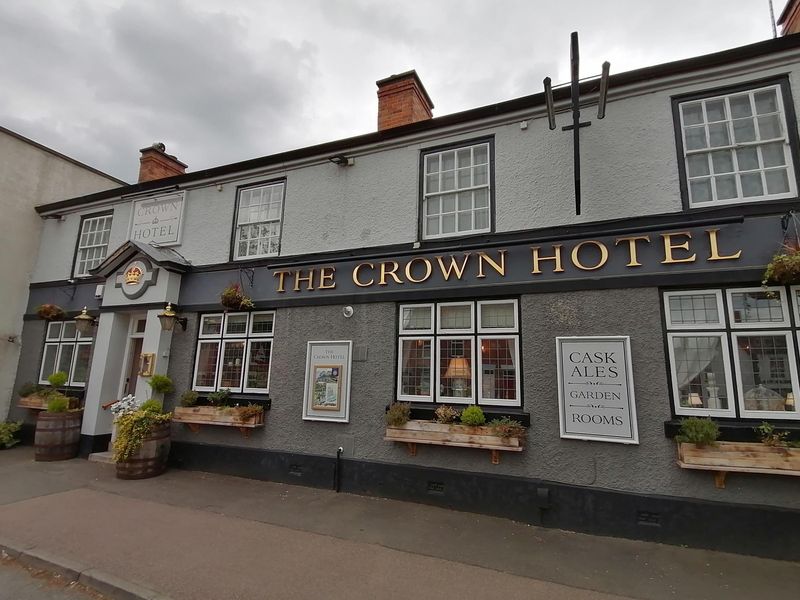 Crown. (Pub, External, Key). Published on 30-05-2022