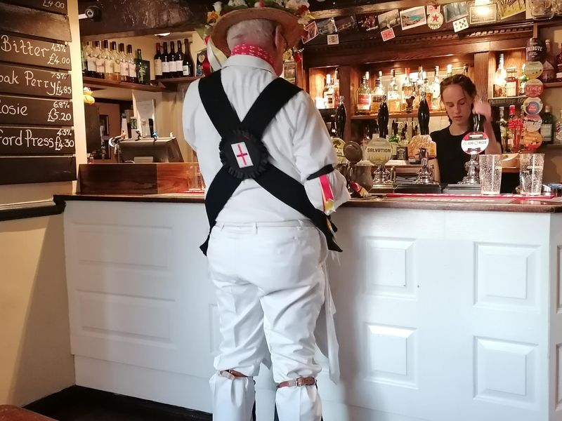Horse and Trumpet_Sileby. (Pub, Bar, Customers). Published on 26-05-2023 