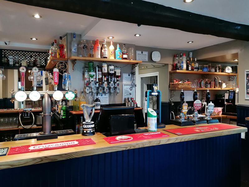 Castle-Inn_Castle-Donington. (Bar). Published on 01-02-2026 