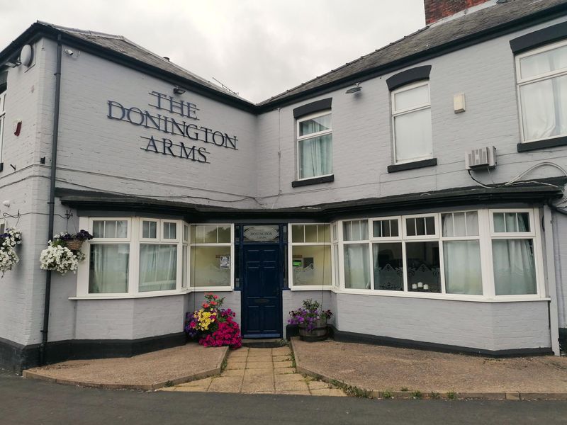 Donington-Arms_Donington-le-Heath. (Pub, External). Published on 18-08-2025 