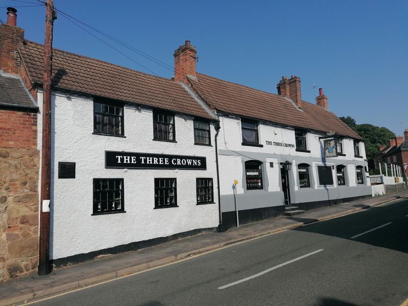 Three Crowns_Barrow upon Soar. (Pub, External). Published on 08-09-2024