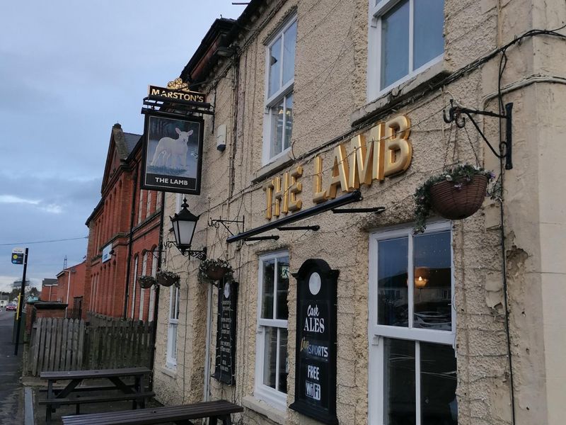 Lamb-Inn_Castle-Donington. (Pub, External). Published on 01-02-2026 