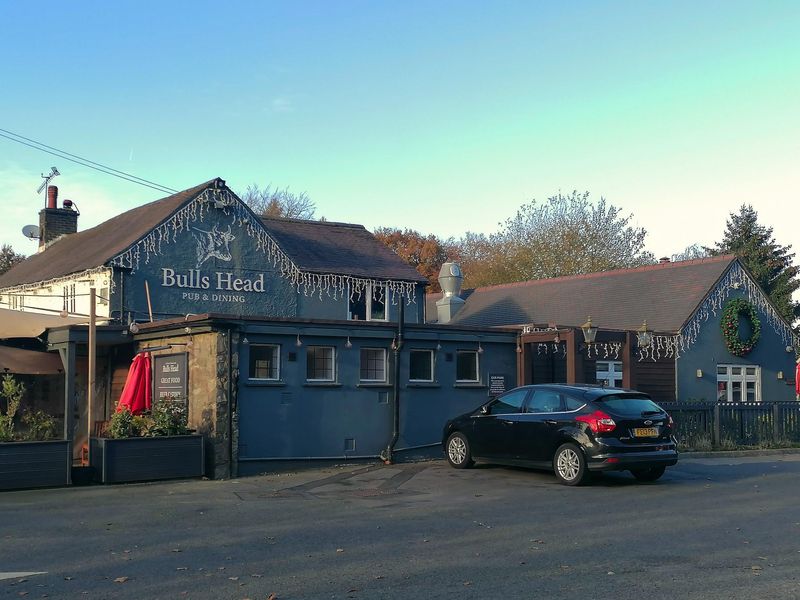 Bulls Head_Abbots Oak. (Pub, External). Published on 11-11-2024