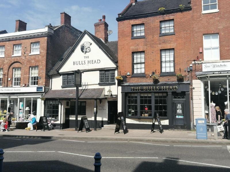Bulls Head, Ashby de la Zouch. (Pub, External). Published on 12-06-2022