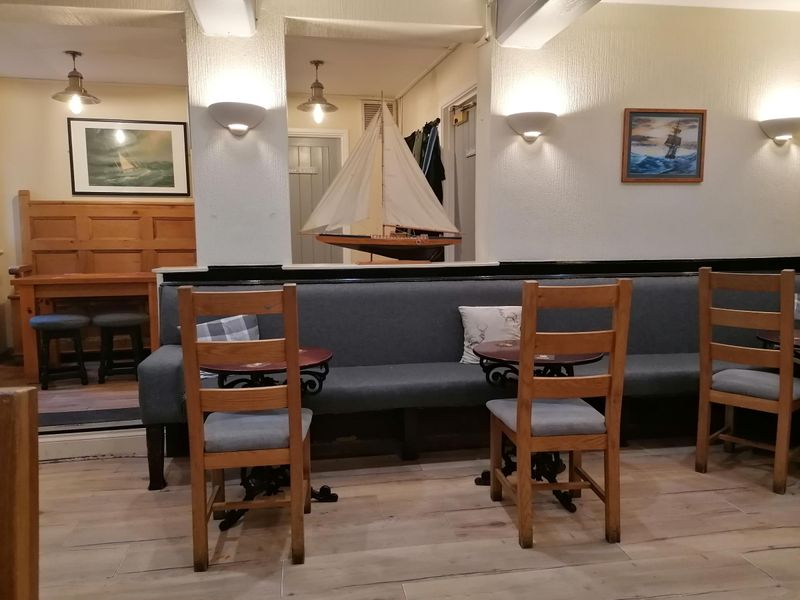 Jolly-Sailor_Hemington. (Pub). Published on 19-02-2026 