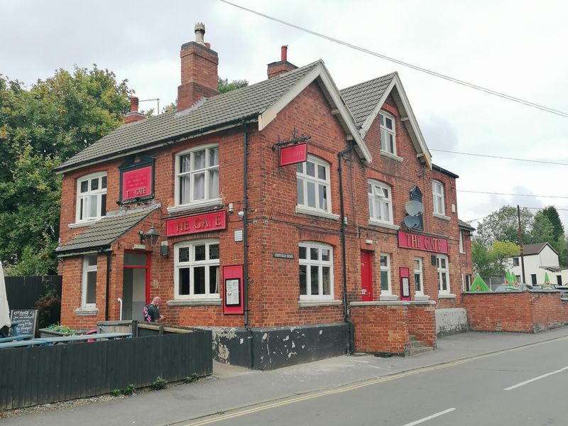 Gate_Hugglescote. (Pub, External, Key). Published on 18-08-2025