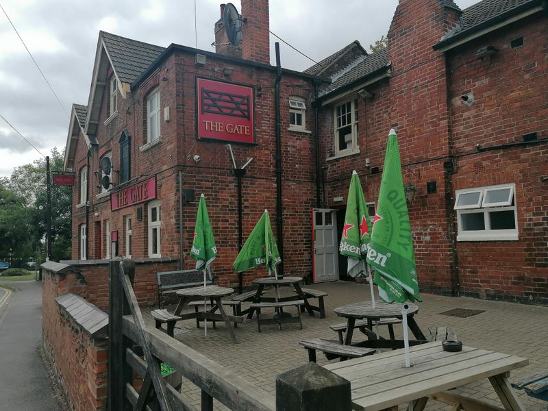 Gate_Hugglescote. (Pub, External). Published on 18-08-2025 