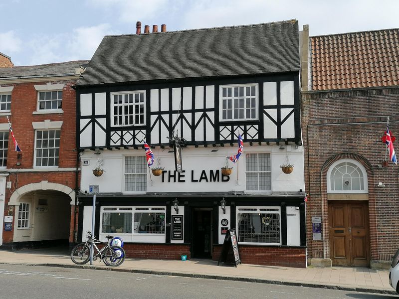Lamb, Ashby de la Zouch. (Pub, External, Key). Published on 12-06-2022