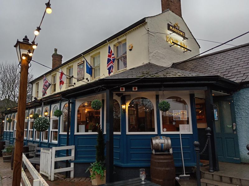 Boat_Loughborough. (External). Published on 08-02-2026 