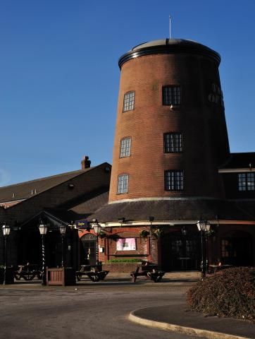 Pride of Lincoln. (Pub, External). Published on 01-01-1970