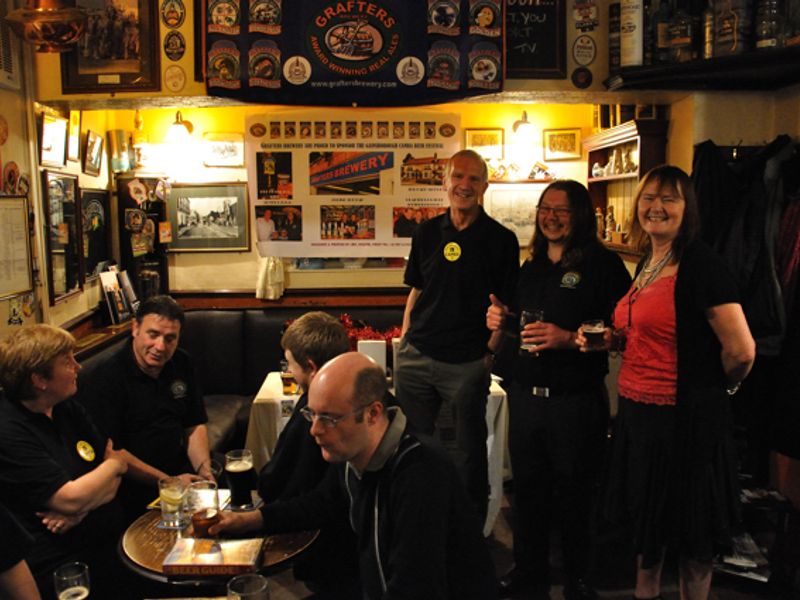 Meet the Brewer - Grafters night. (Pub, Brewery, Bar, Customers). Published on 11-04-2011