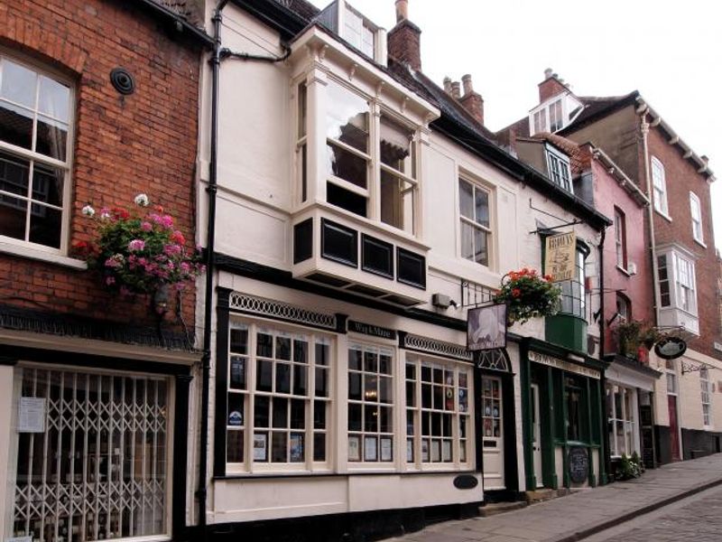 Wig & Mitre at Lincoln. (Pub, External, Key). Published on 08-10-2013