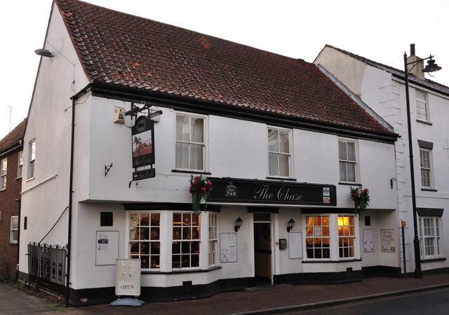 Chase at Market Rasen. (Pub, External, Key). Published on 01-01-1970