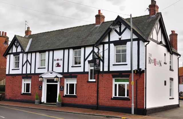 Red Lion at Market Rasen. (Pub, External, Key). Published on 01-01-1970