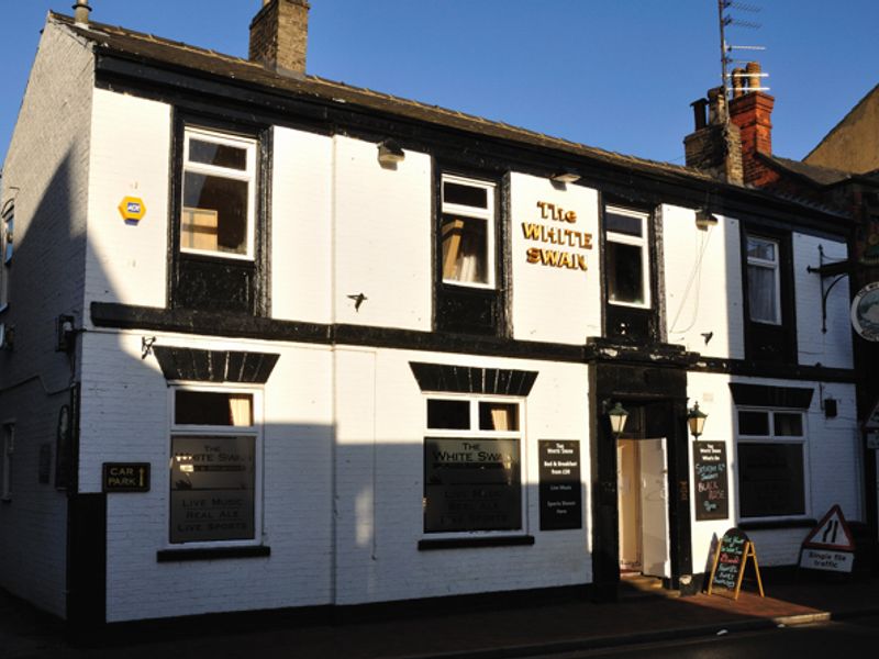 White Swan at Market Rasen. (Pub, External, Key). Published on 01-01-1970