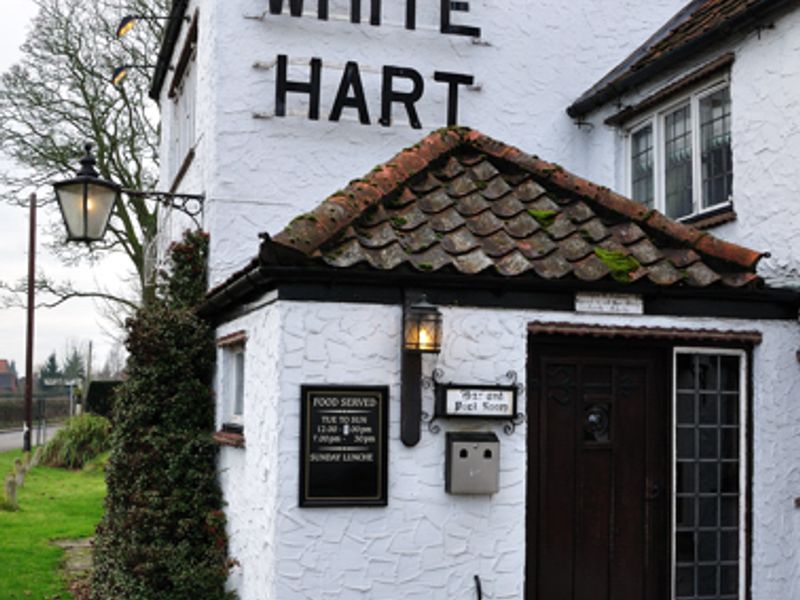 White Hart at Lissington. (Pub, External). Published on 01-01-1970