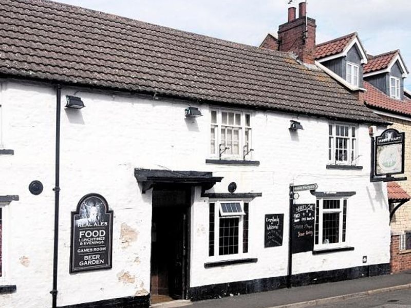 White Hart at Metheringham. (Pub, Key). Published on 01-01-1970