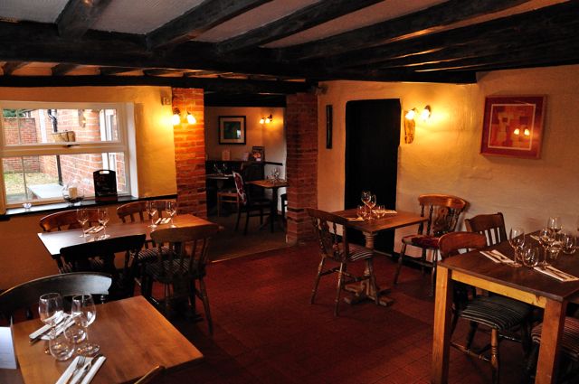 Dining room at Sebastapol Inn. (Pub, Restaurant). Published on 01-01-1970