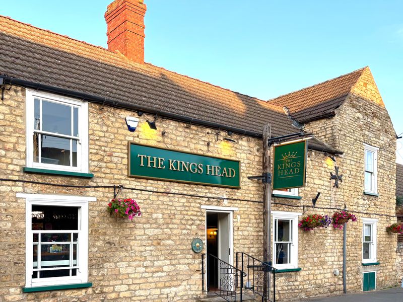 Kings Head-Navenby. (Pub, External). Published on 08-01-2026