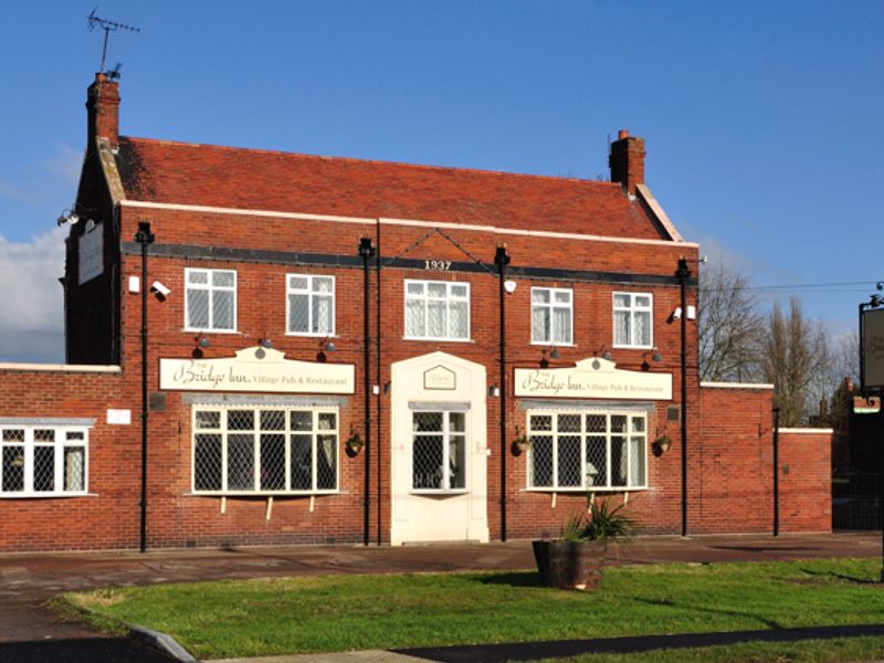 Bridge Inn at Saxilby. (Pub, External, Key). Published on 01-01-1970