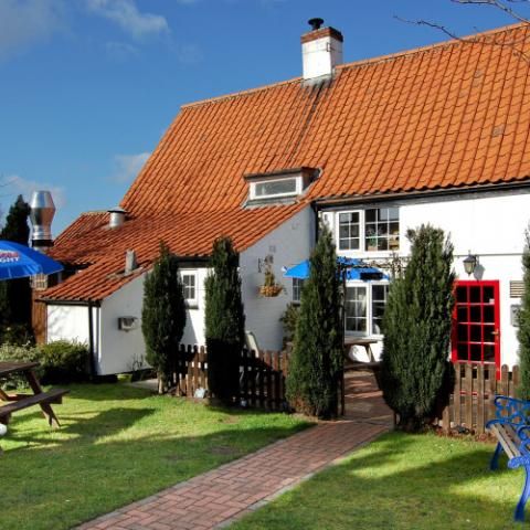 White Hart at North Scarle. (Pub, External). Published on 01-01-1970