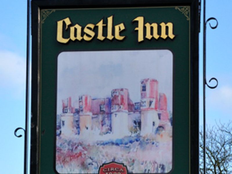 Pub sign Castle. (Pub, Sign). Published on 01-01-1970