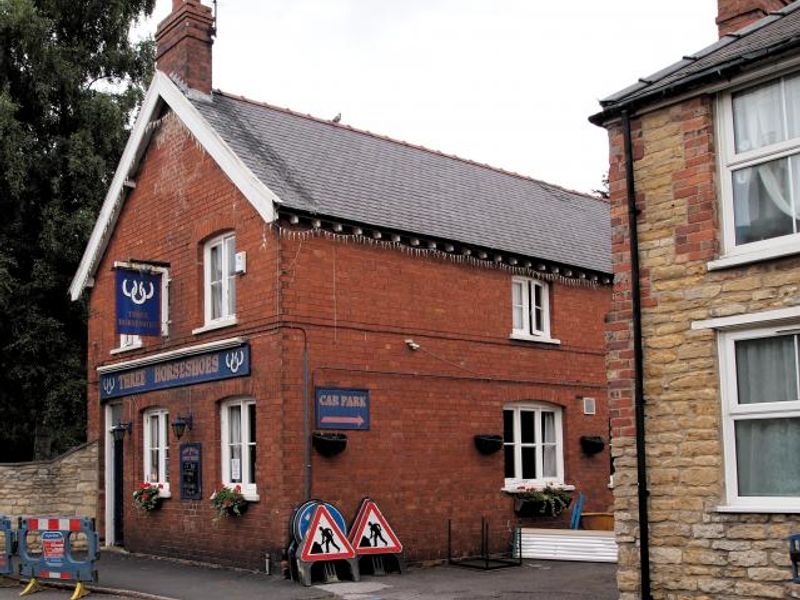 Three Horseshoes at Waddington. (Pub, External, Key). Published on 01-01-1970