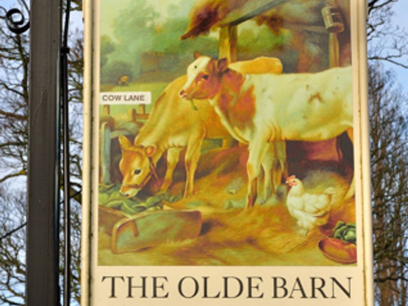 Pub sign Olde Barn Inn. (Pub, Sign). Published on 01-01-1970