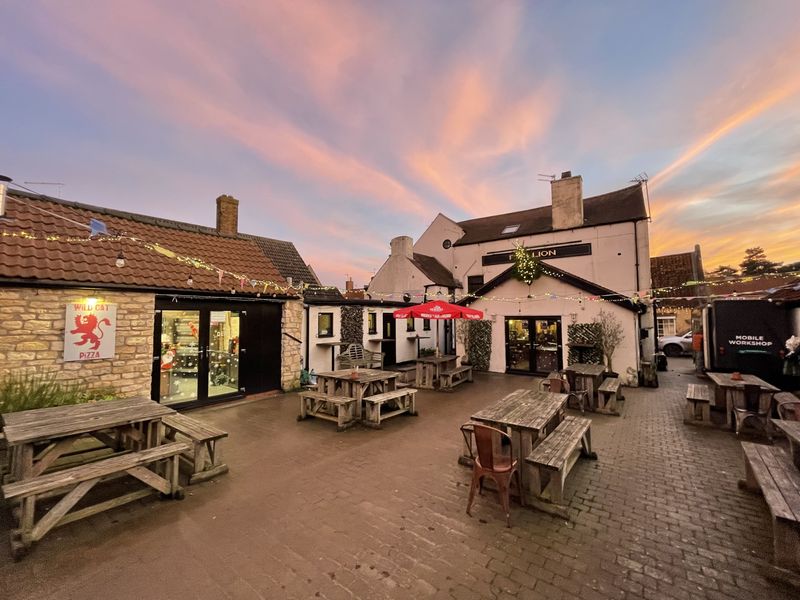 Red Lion Wellingore. (Pub, External). Published on 08-06-2026