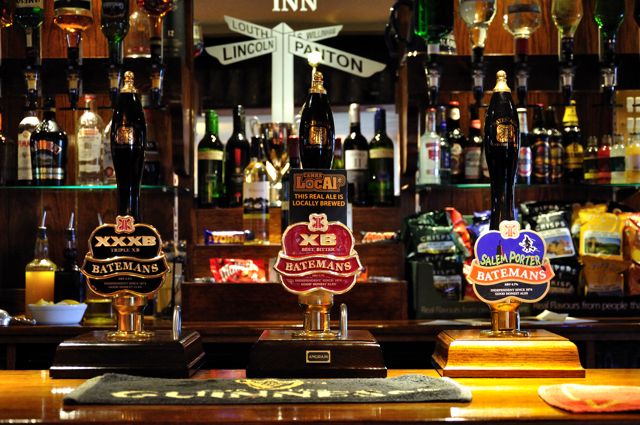 Beers at Cross Roads Inn. (Pub, Brewery, Bar). Published on 01-01-1970